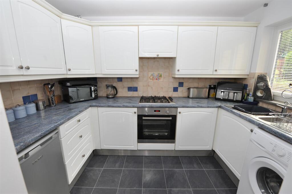 Additional image 3 of The Gateways, Wyke, Bradford