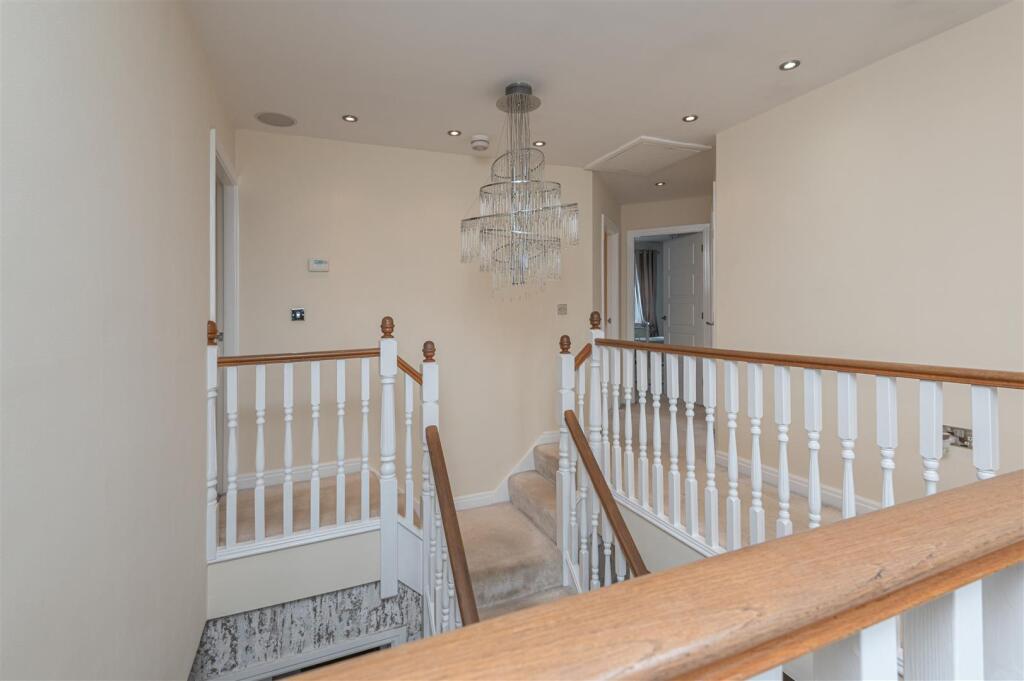 Additional image 23 of 9, Hazel Fold, Queensbury, BD13 2FE