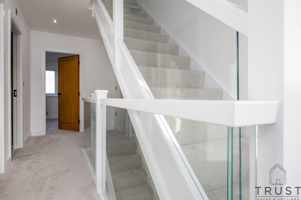 Additional image 27 of Hillside View, Drighlington, BD11