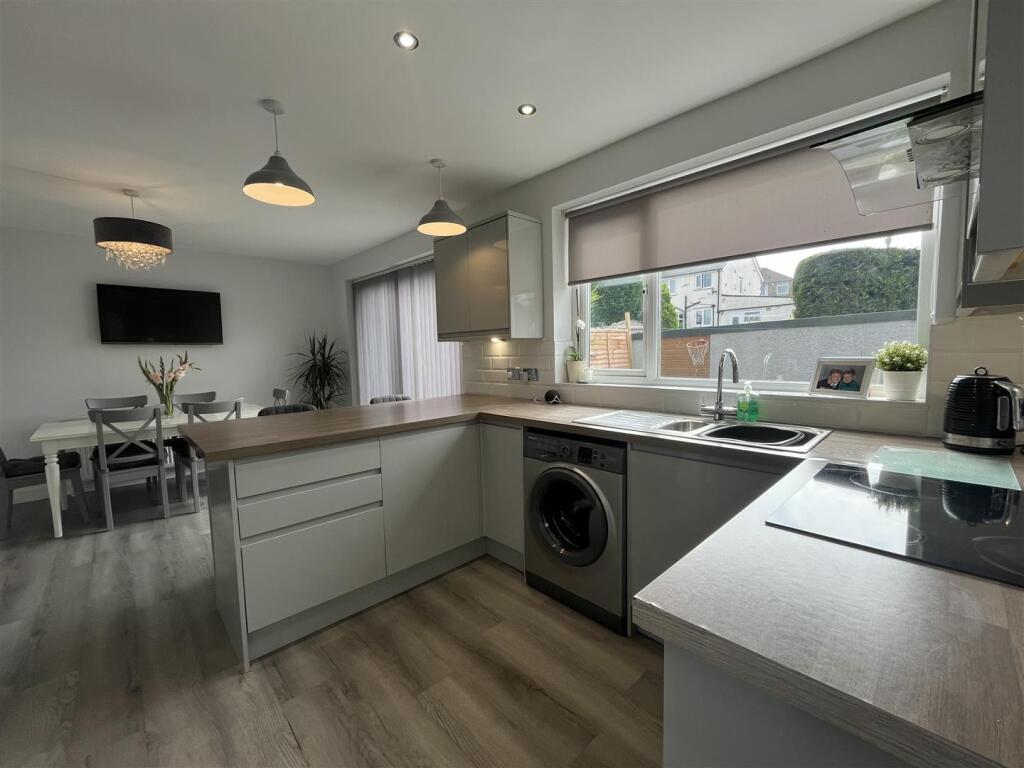 Additional image 24 of Bradford Road, Oakenshaw, Bradford