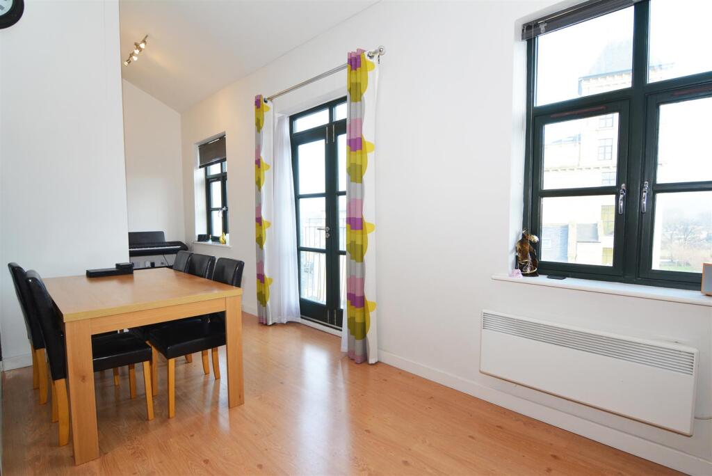 Additional image 7 of Meadow Road, Apperley Bridge, Bradford, West Yorkshire, UK, BD10