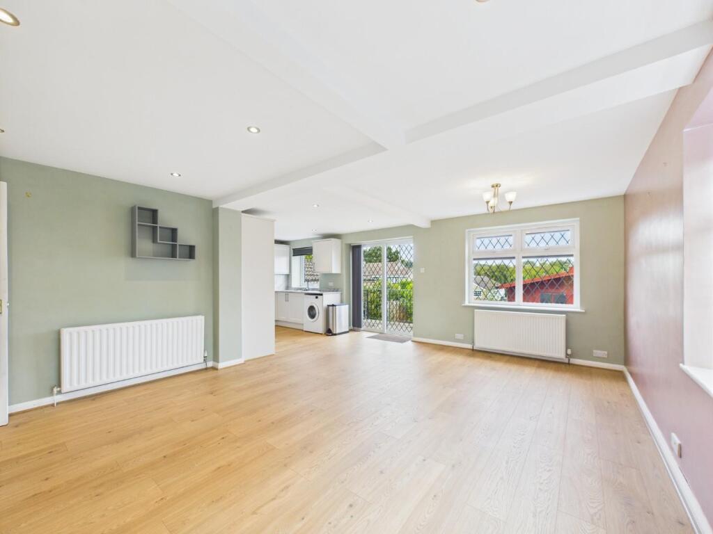 Additional image 15 of Midgeham Grove, Harden, Bingley