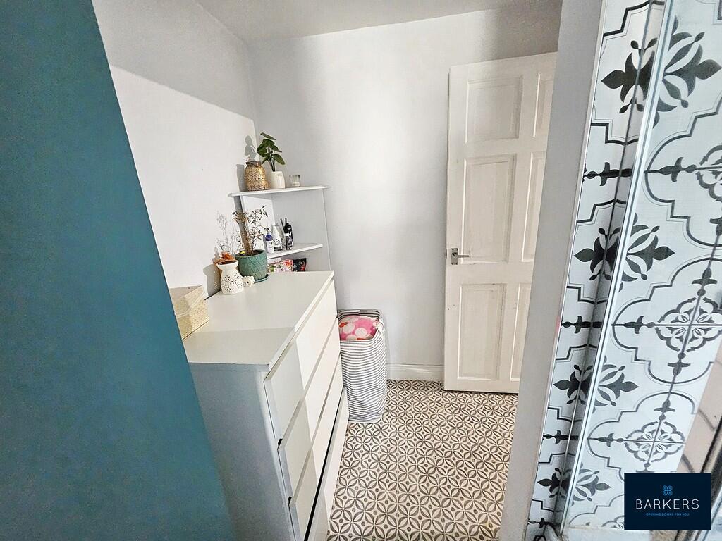 Additional image 7 of Bradford Road, Birkenshaw