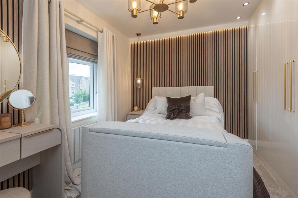 Additional image 29 of 9, Hazel Fold, Queensbury, BD13 2FE