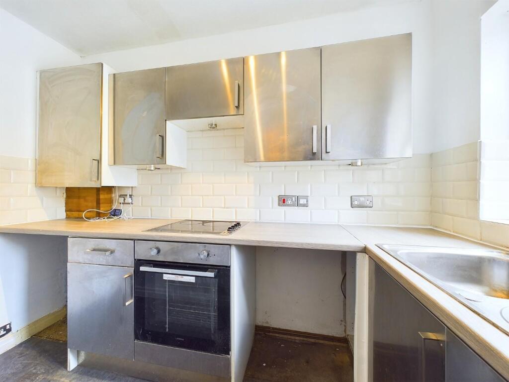 Additional image 4 of Hollings Court, Hollings Street, Cottingley