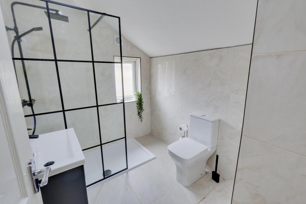 Additional image 9 of Apperley Gardens, Apperley Bridge, Bradford, West Yorkshire, BD10
