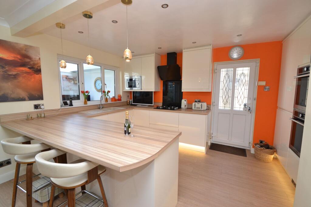 Additional image 10 of Crofters Green, Idle,