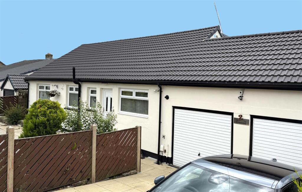 Additional image 29 of Hainsworth Moor Crescent, Queensbury