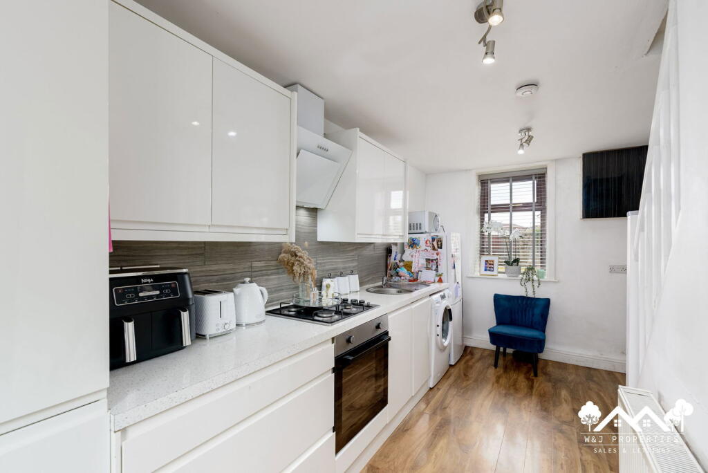 Additional image 6 of Stopes Brow, Lower Darwen, Darwen, BB3