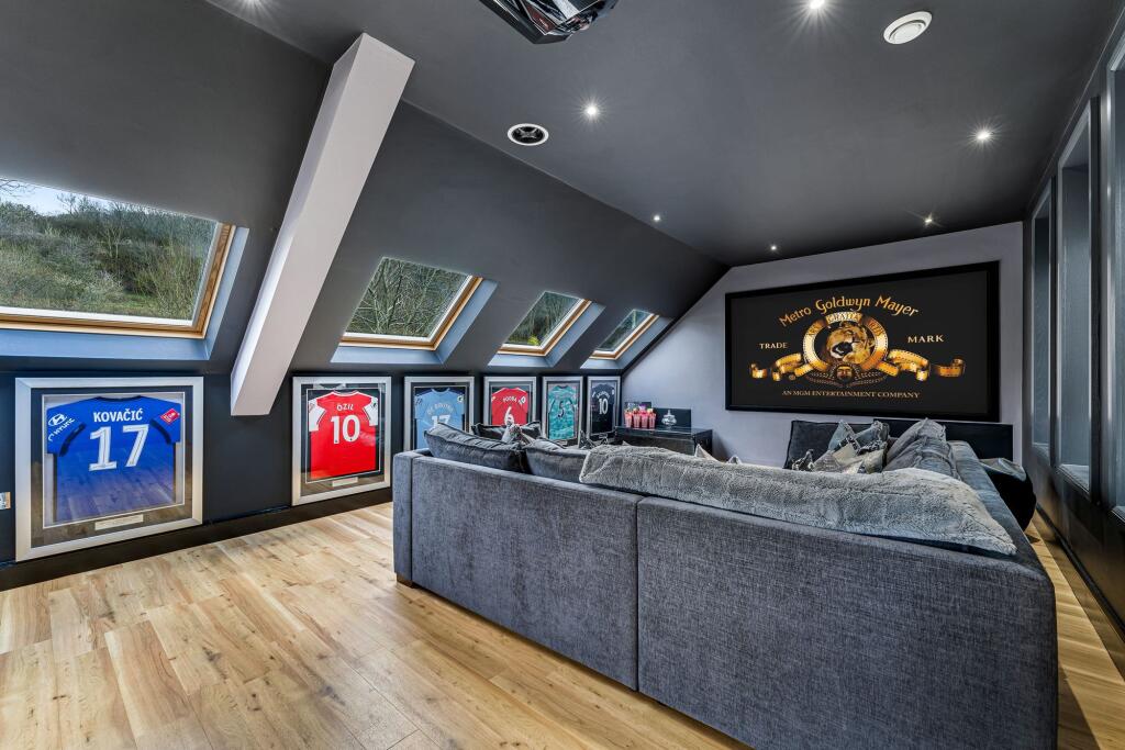 Additional image 35 of Lower Clowes, Rossendale, BB4