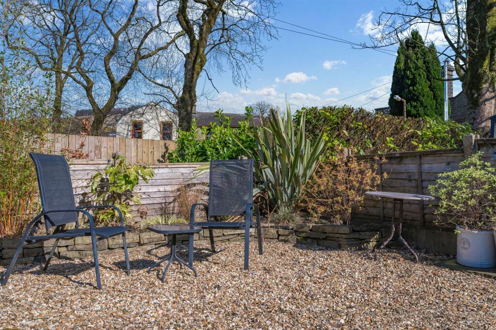 Additional image 32 of Newchurch Road, Rawtenstall BB4: Stunning Extended Family Home with Views!