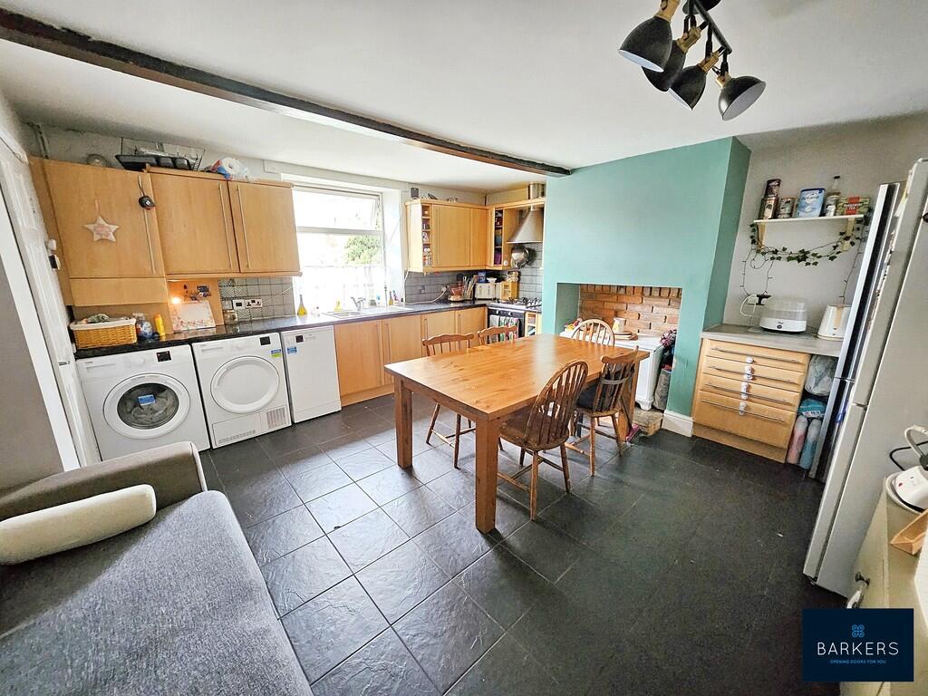 Additional image 3 of Bradford Road, Birkenshaw