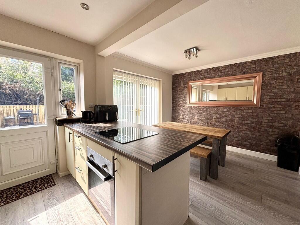 Additional image 20 of Pentland Avenue, Clayton, Bradford