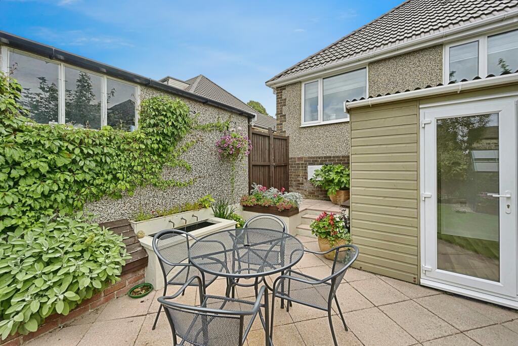Additional image 18 of Manor House Road, Bradford, BD15