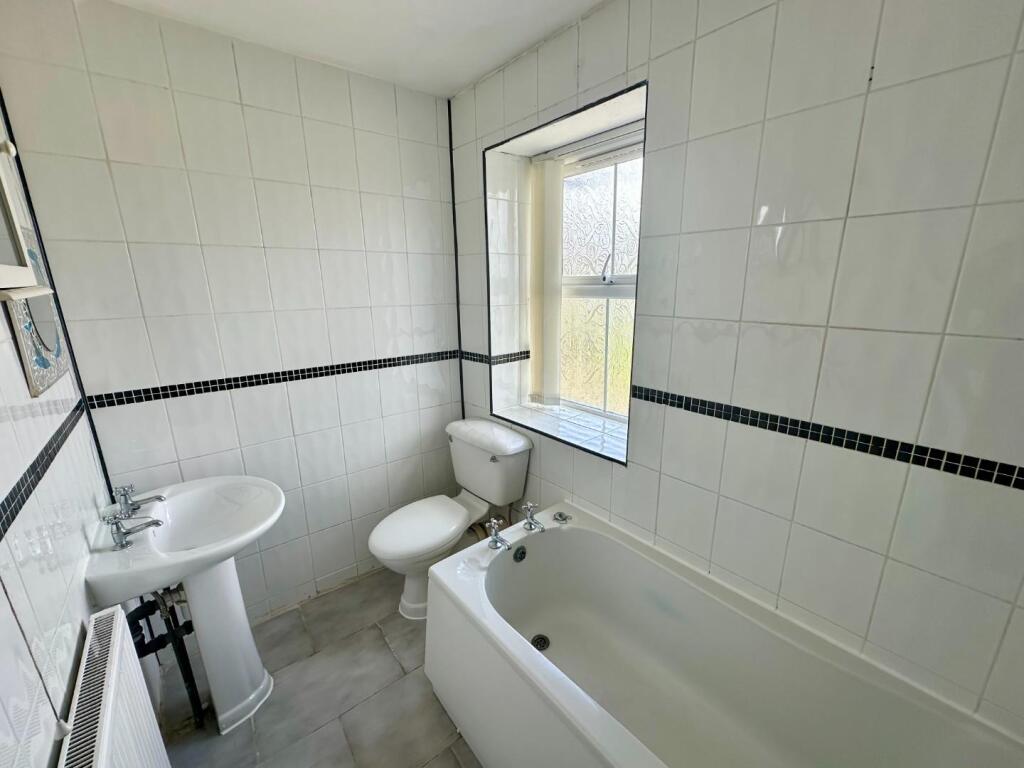 Additional image 5 of Leeds Road, Nelson