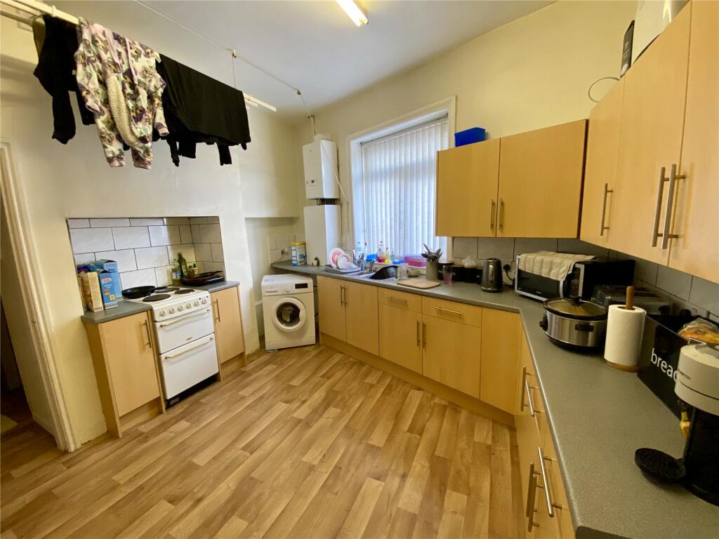 Additional image 3 of Bradford Road, Idle, Bradford, BD10