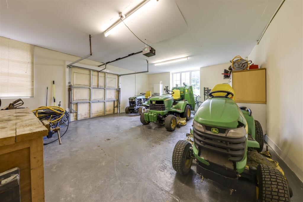 Additional image 42 of Burnley Road, Loveclough, Rossendale - Over 10,000sqft of Accommodation