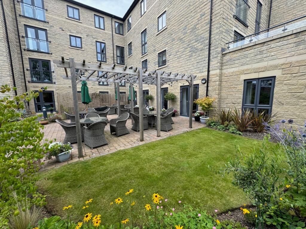 Additional image 14 of Keighley Road, Bingley, BD16