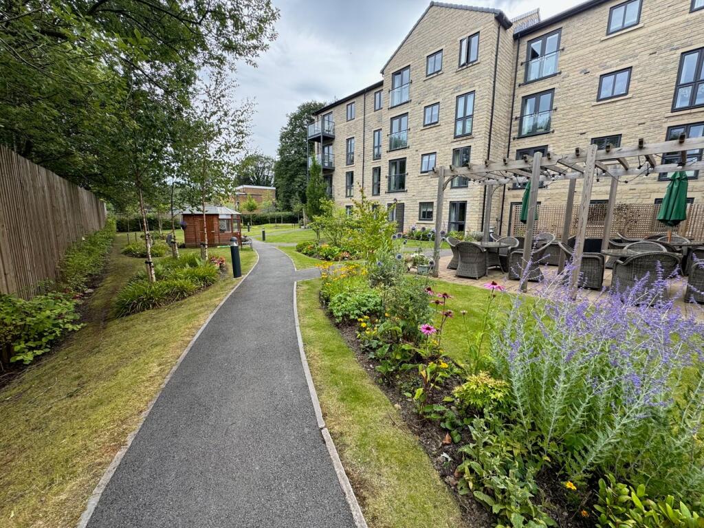 Additional image 15 of Keighley Road, Bingley, BD16