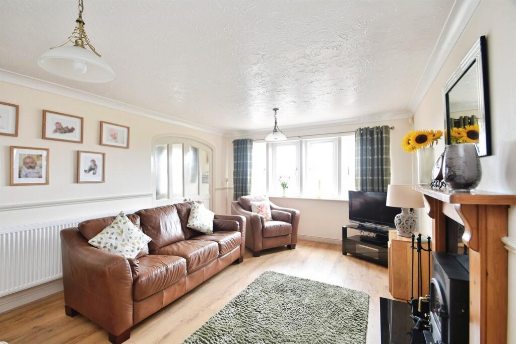 Additional image 4 of Rowantree Avenue, Baildon, Shipley