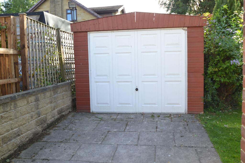 Additional image 13 of Ballantyne Road, Thackley,