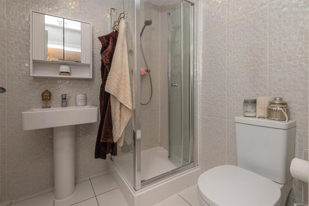 Additional image 30 of 9, Hazel Fold, Queensbury, BD13 2FE