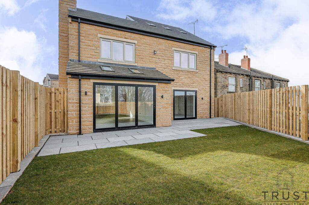 Additional image 107 of Wakefield Road, Drighlington, BD11