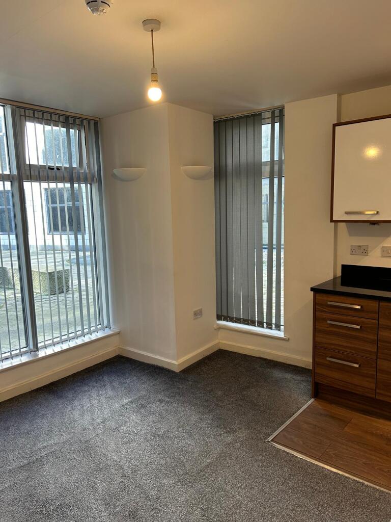 Additional image 8 of Leeds Road, Bradford, BD1