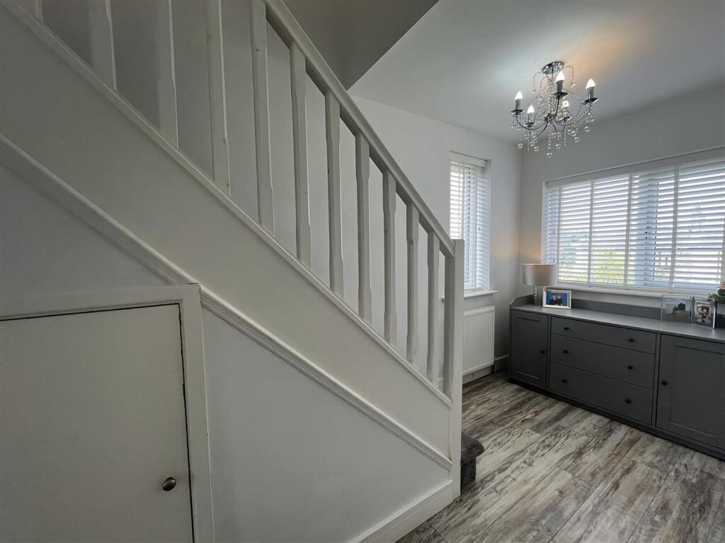 Additional image 11 of Bradford Road, Oakenshaw, Bradford