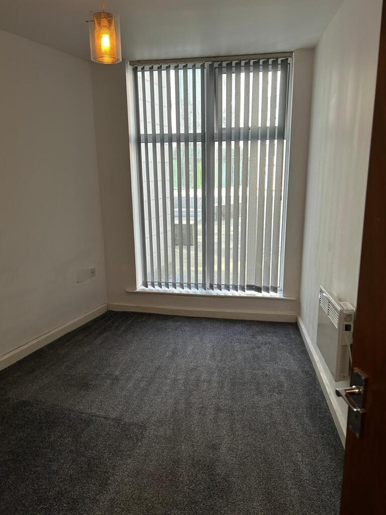 Additional image 9 of Leeds Road, Bradford, BD1