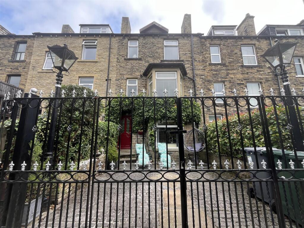 Additional image 26 of Huddersfield Road, Wyke, Bradford