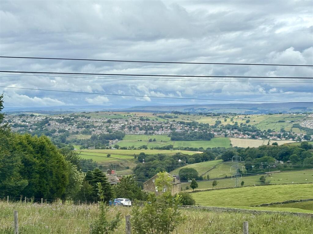 Additional image 11 of Scarlet Heights, Queensbury, Bradford