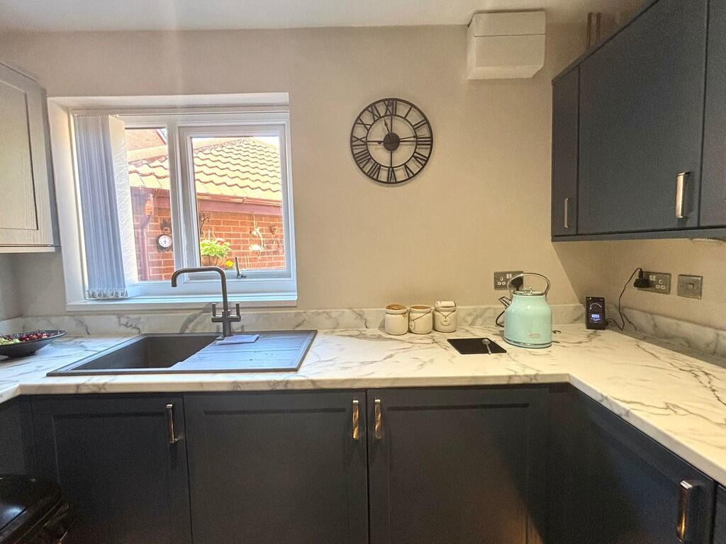 Additional image 7 of Penny Hill Drive, Clayton, Bradford