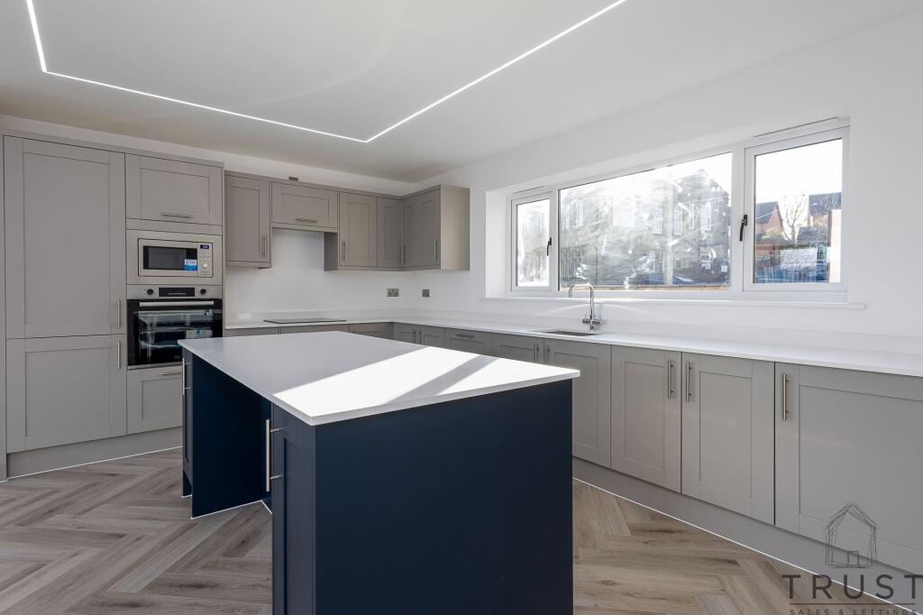 Additional image 32 of Hillside View, Drighlington, BD11