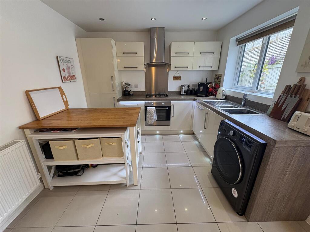 Additional image 25 of Old Mill Dam Lane, Queensbury, Bradford