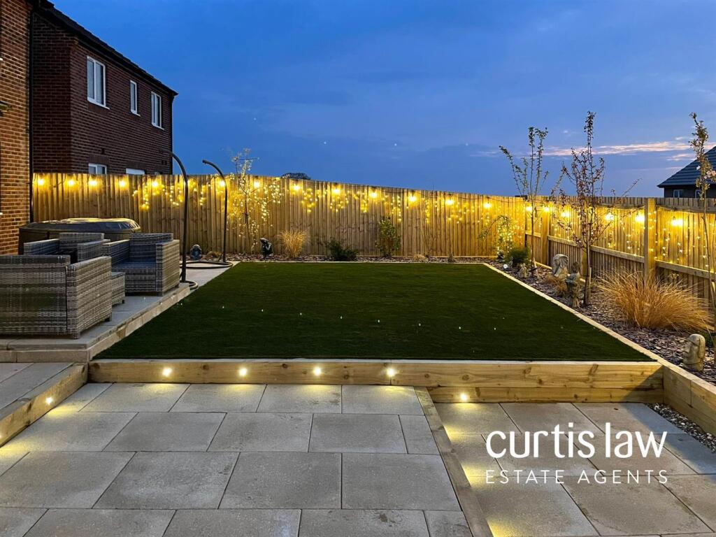 Additional image 43 of Hawthorn Lane, Blackburn