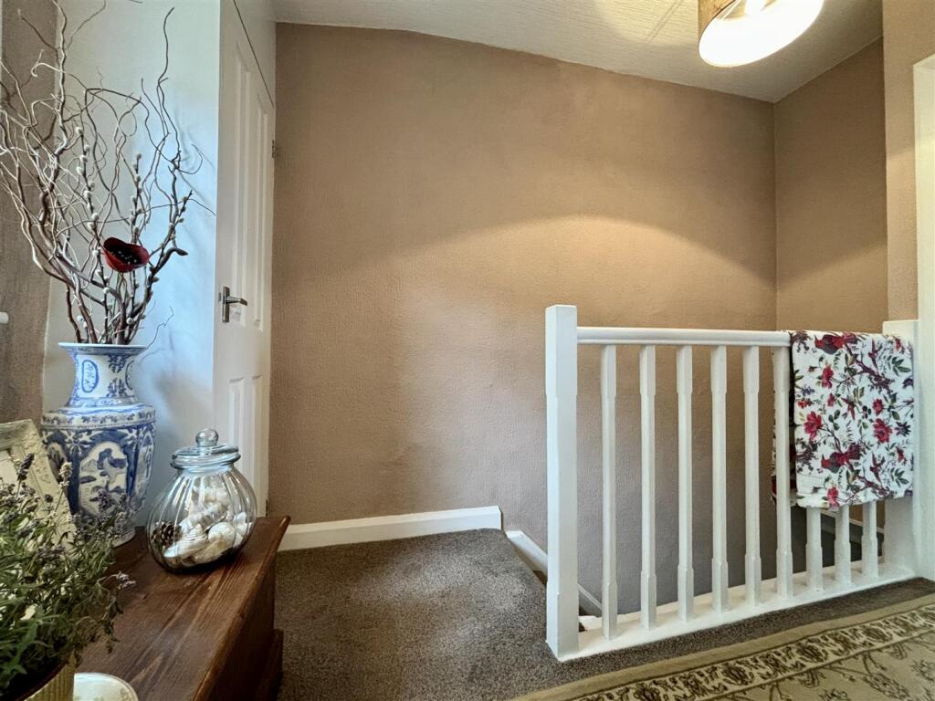 Additional image 9 of Scarlet Heights, Queensbury, Bradford