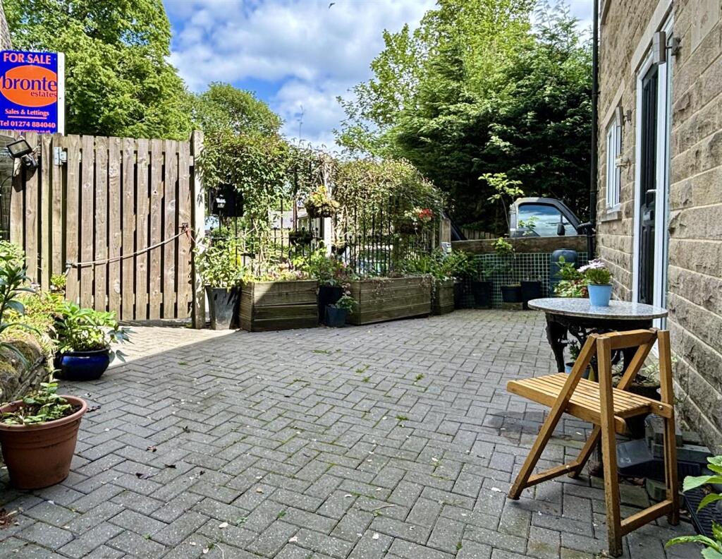 Additional image 25 of Benn Gardens, Clayton, Bradford