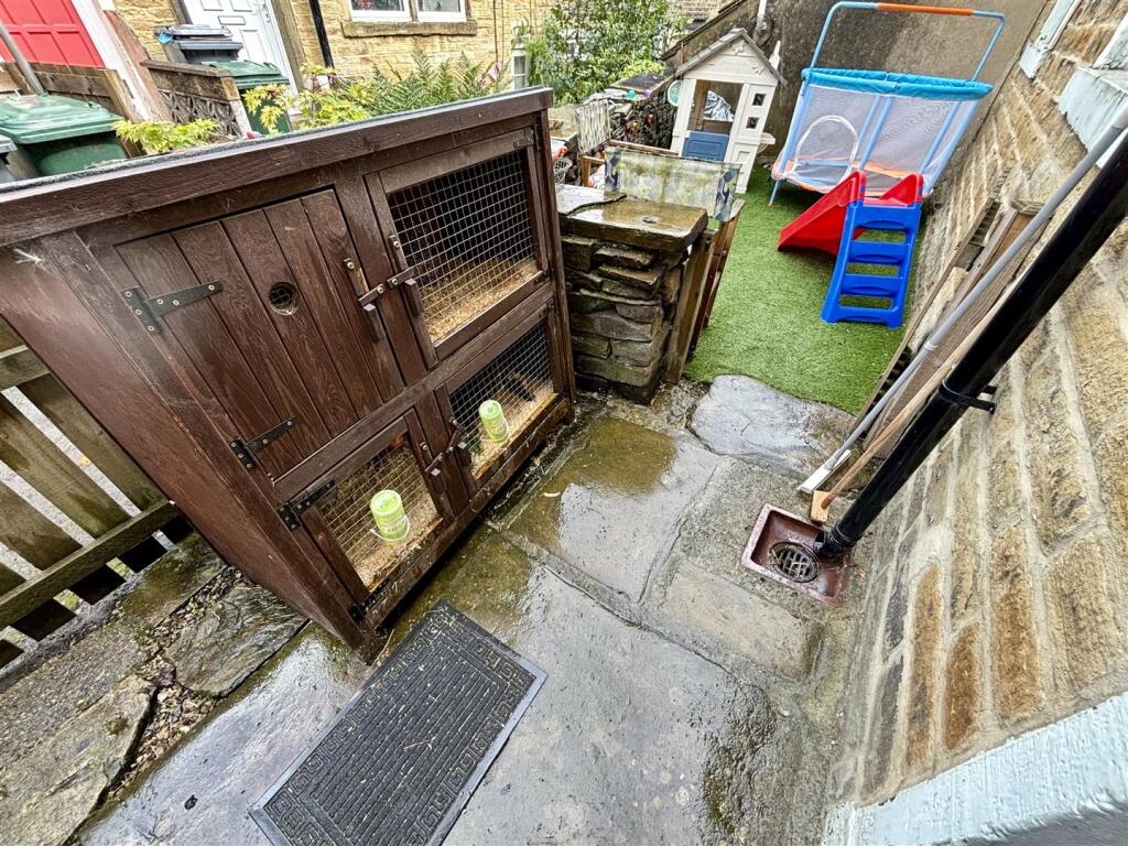 Additional image 19 of Back Fold, Clayton, Bradford