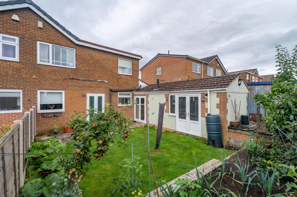 Additional image 19 of Moorside Terrace, Drighlington, Bradford