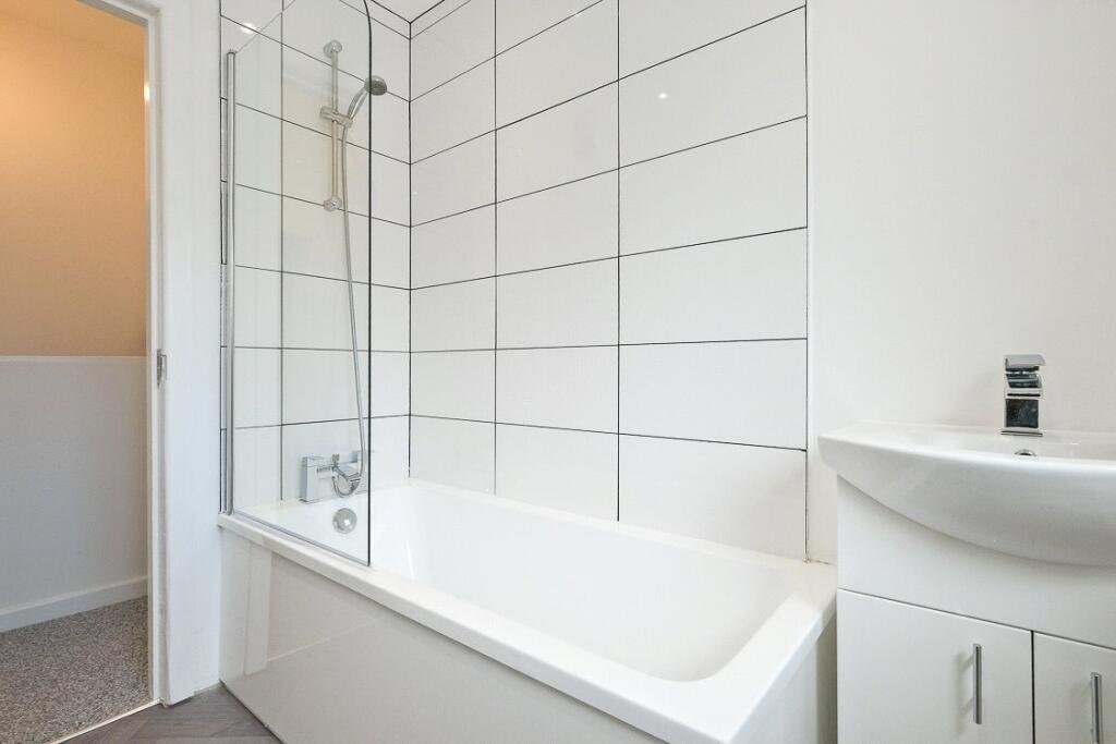 Additional image 10 of Willow Street, Clayton-Le-moors, BB5