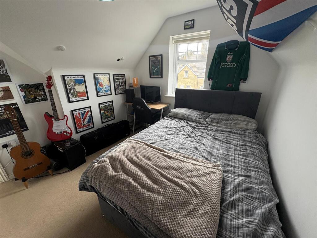 Additional image 19 of Old Mill Dam Lane, Queensbury, Bradford