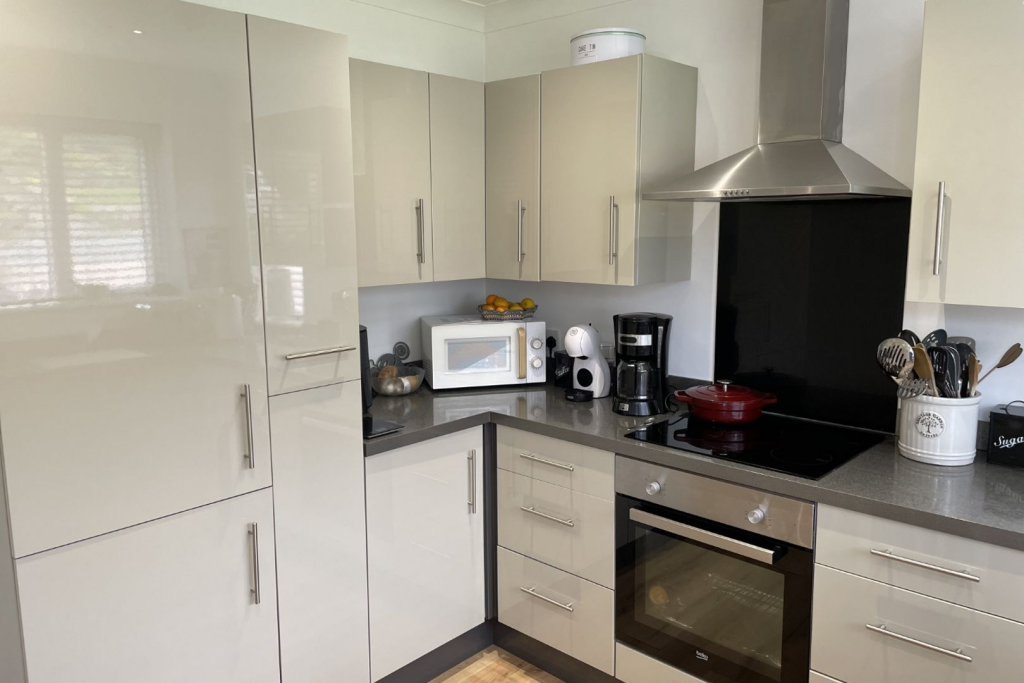 Additional image 7 of Manor House Road, Bradford, BD15