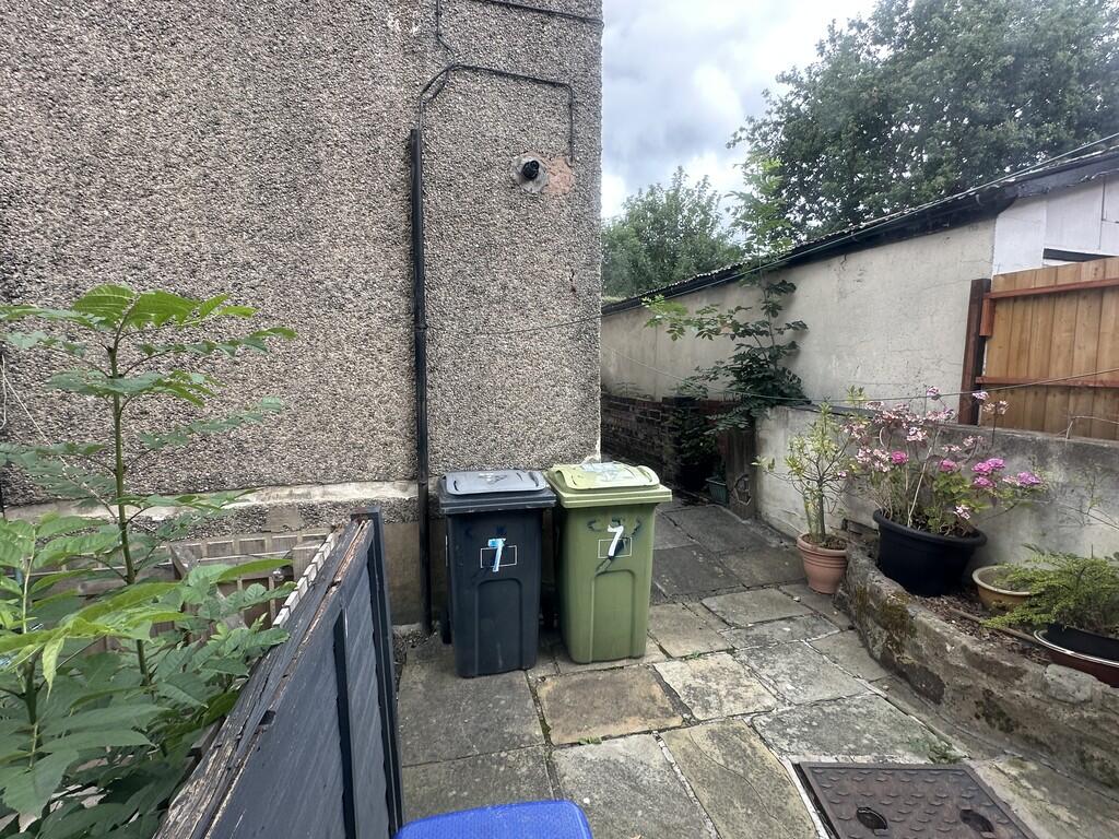 Additional image 6 of Grove Terrace, Birkenshaw