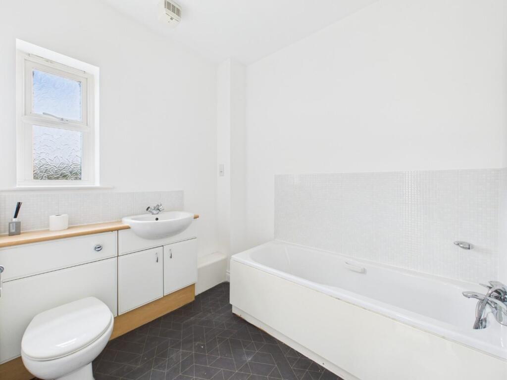 Additional image 9 of Gate House, Britannia Wharf, Bingley