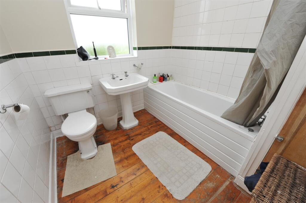 Additional image 11 of Storr Hill Terrace Carr House Gate, Wyke, Bradford