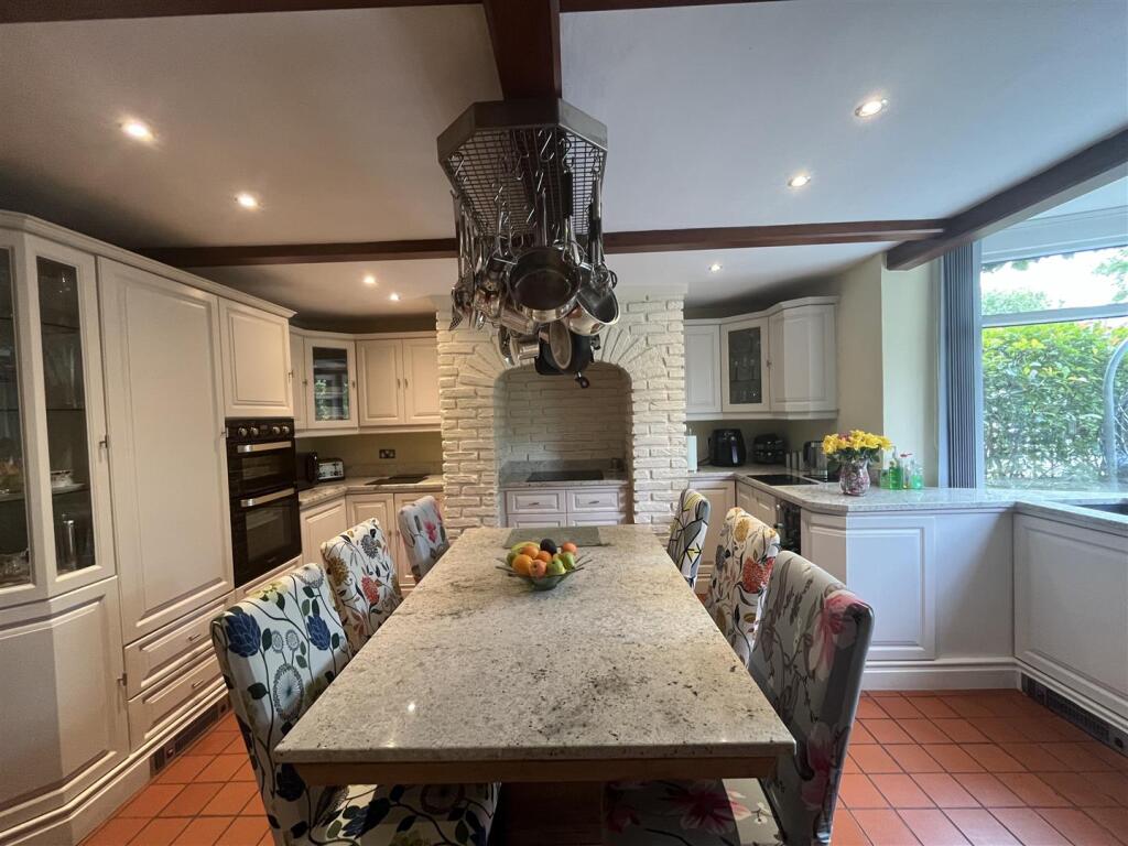 Additional image 9 of Huddersfield Road, Wyke, Bradford