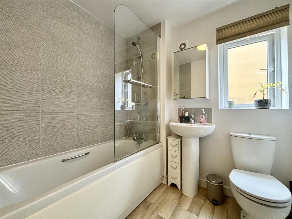 Additional image 15 of Beck Bridge Lane, Allerton, Bradford