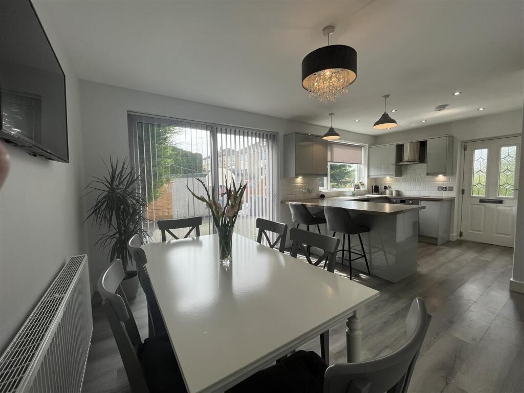 Additional image 25 of Bradford Road, Oakenshaw, Bradford