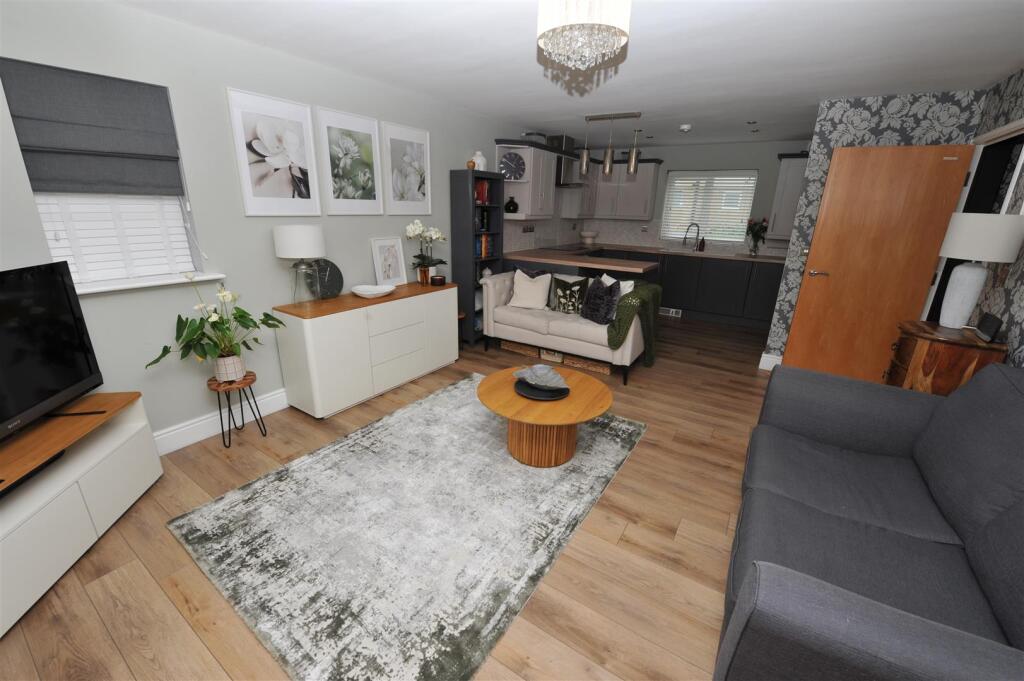 Additional image 4 of Lodge Road, Thackley, Bradford